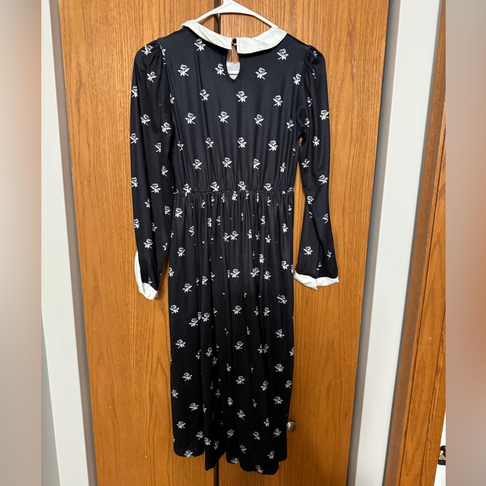 Wednesday Addams Style Dress (Child Size 9-10) - Picture 2 of 2